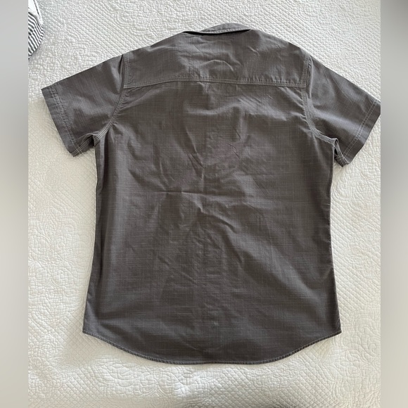 GH Bass & Co Mens Short Sleeve Button down collared Shirt men’s Large - Picture 3 of 10